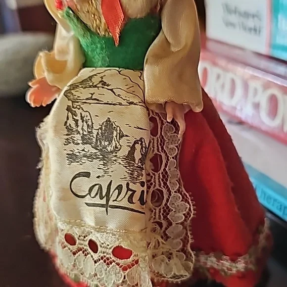 Vintage Italian doll from Capri - Picture 3 of 9
